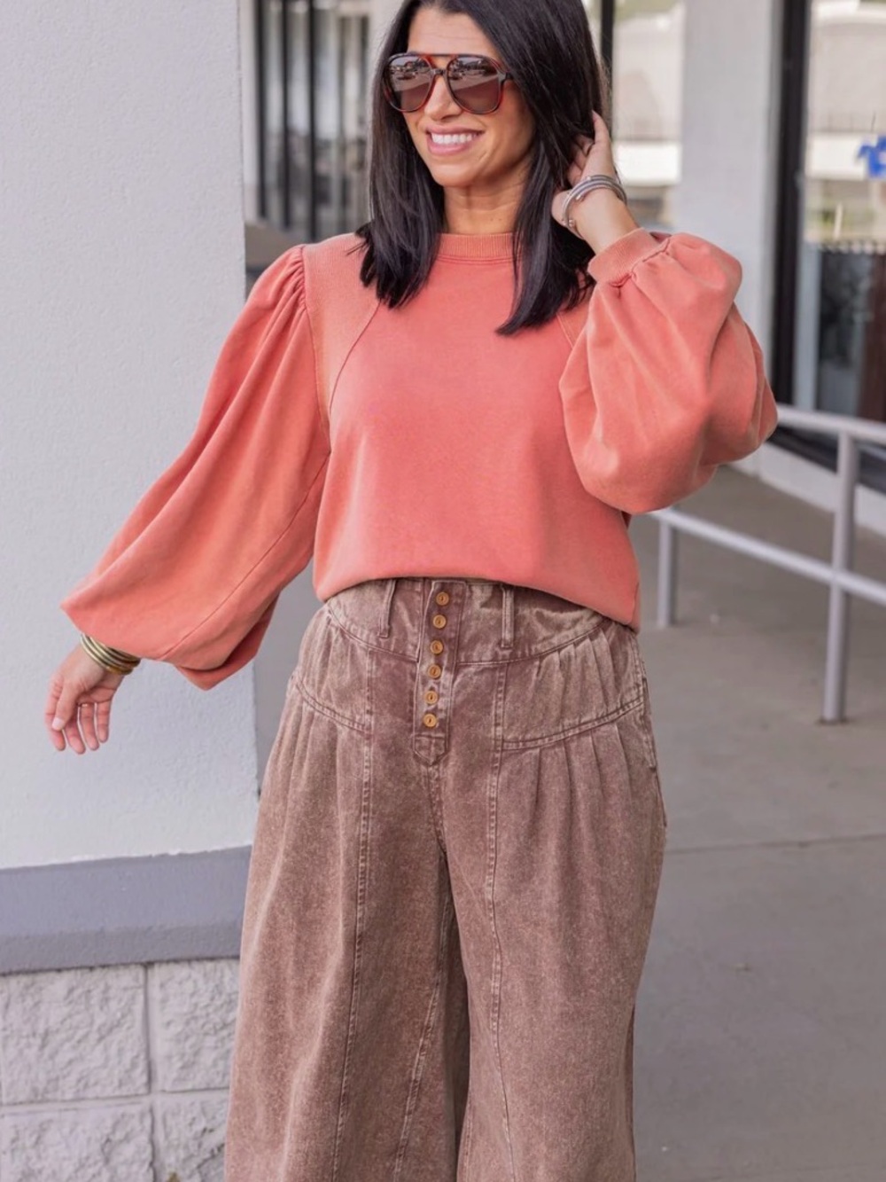 Balloon sleeve sweatshirt